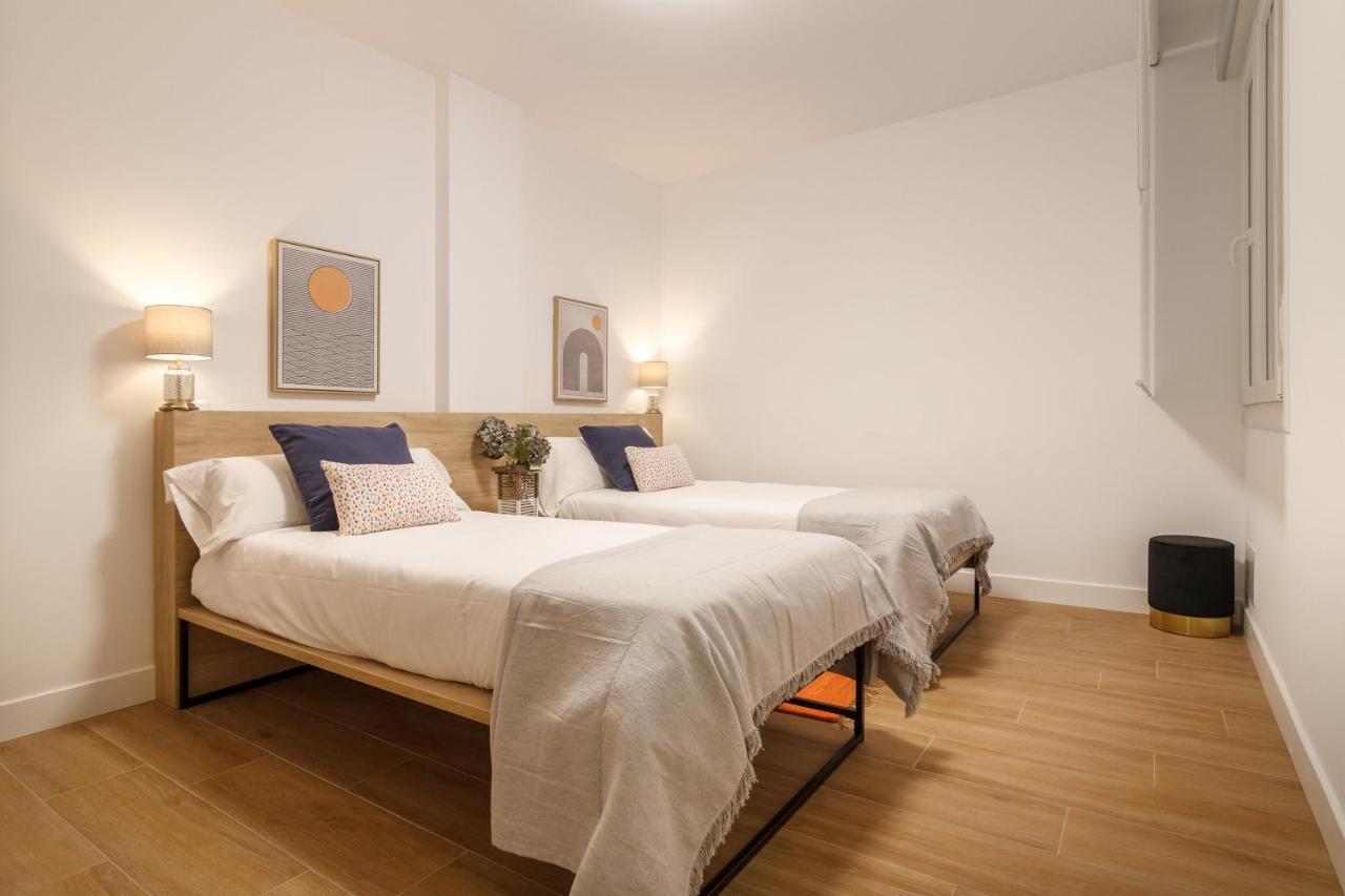 Ferienwohnung Elegante Y Recien Reformado En Abando Bilbao Exterior foto